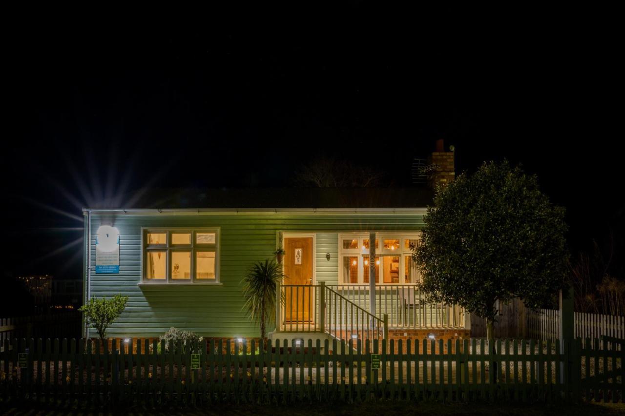 Den Of Joy Humberston Fitties Sleeps 6,Hot Tub,Log Burner Villa Cleethorpes Exterior photo