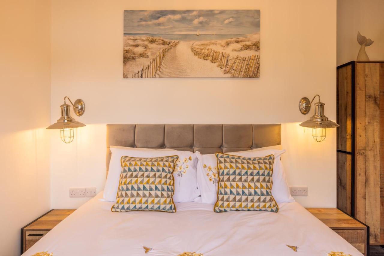 Den Of Joy Humberston Fitties Sleeps 6,Hot Tub,Log Burner Villa Cleethorpes Exterior photo